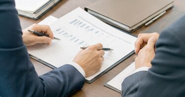 M&Aの買主側で弁護士に依頼するとき　買収の可否を判断するための調査と、契約による手当て
